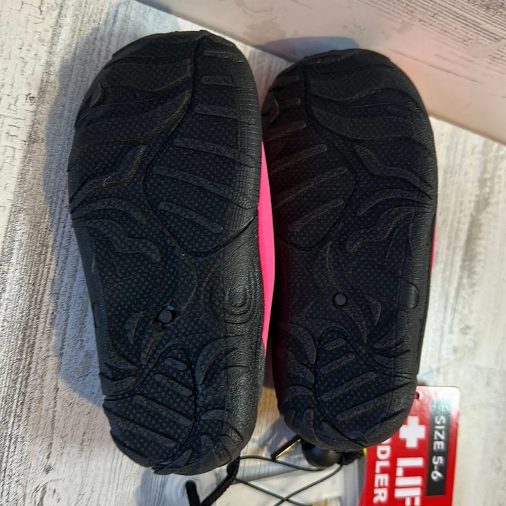 Lifeguard Toddler Water Shoes Pink/Black Size 5-6 NEW